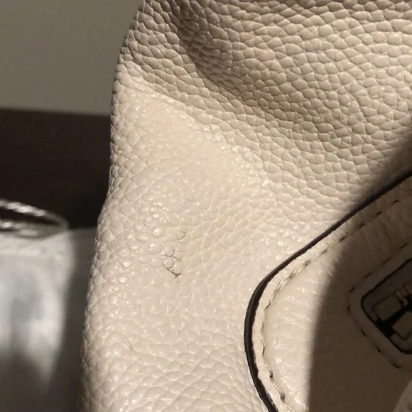 Coach turn lock purse - Picture 16 of 16